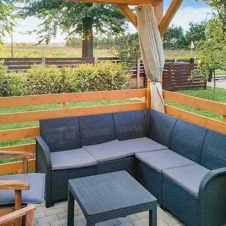 Stunning In With Jacuzzi Holiday home